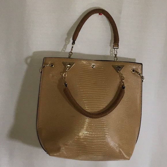 Women’s Handbag - Picture 5 of 8